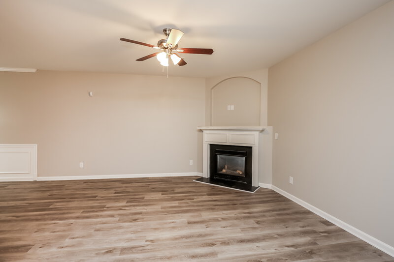 2,240/Mo, 216 Hidden Creek Point Canton, GA 30114 Living Room View 3