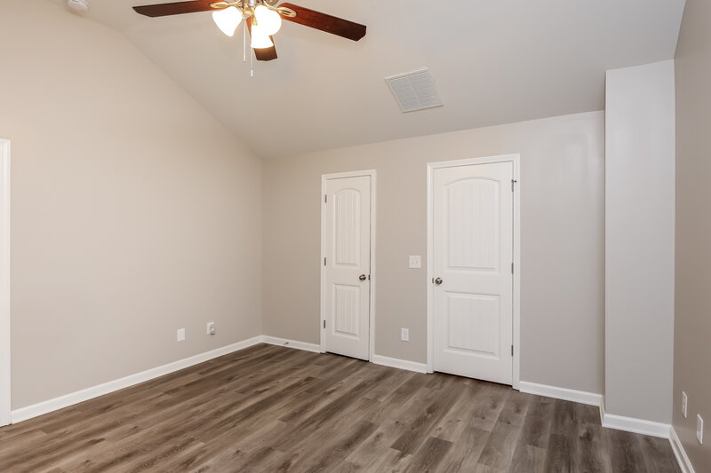 2,240/Mo, 216 Hidden Creek Point Canton, GA 30114 Main Bedroom View