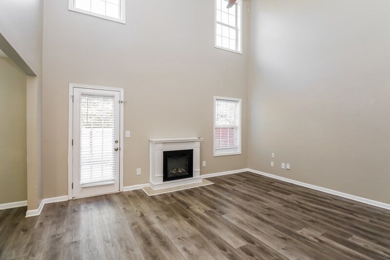 1,970/Mo, 6805 White Walnut Way Braselton, GA 30517 Living Room View