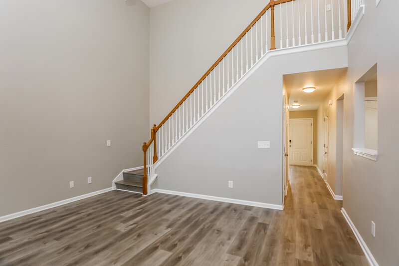 1,970/Mo, 6805 White Walnut Way Braselton, GA 30517 Living Room View 2