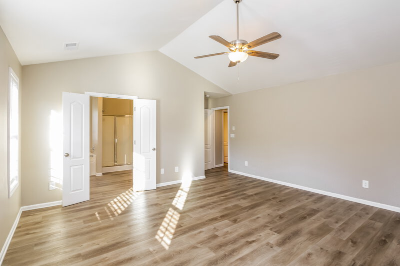 1,970/Mo, 6805 White Walnut Way Braselton, GA 30517 Main Bedroom View 2