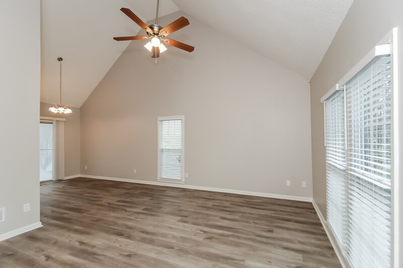 1,865/Mo, 4 Dove Trl Cartersville, GA 30120 Living Room View 2