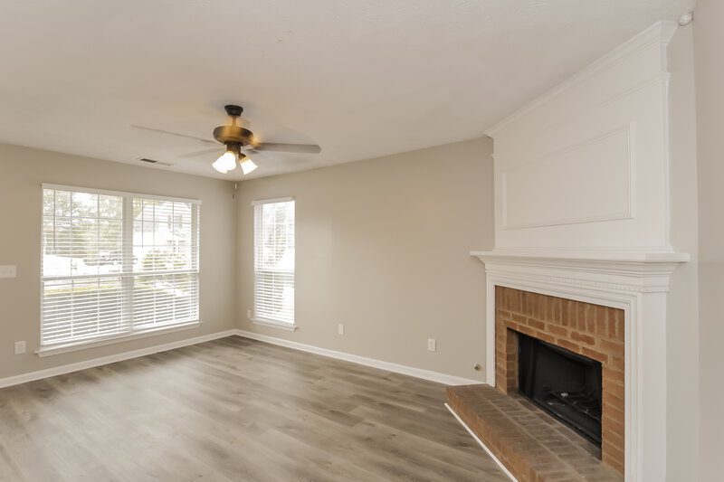 3,250/Mo, 2910 Water Lily Ct Austell, GA 30106 Living Room View 2