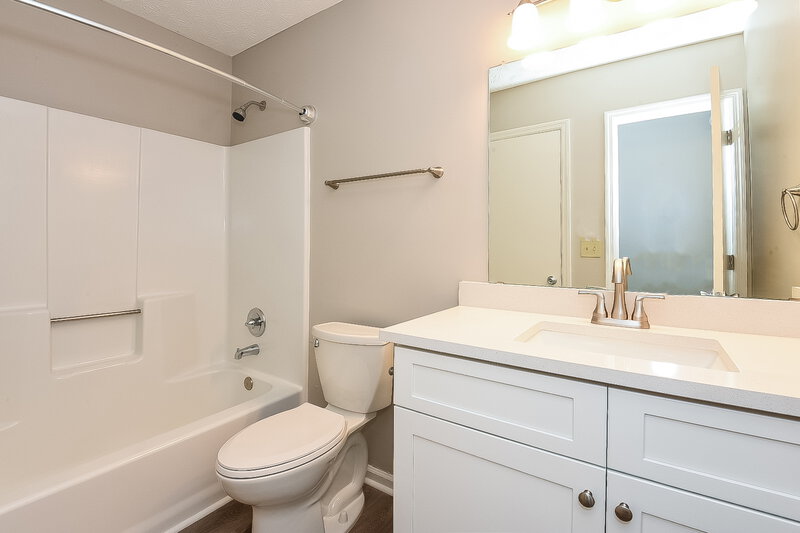 1,930/Mo, 923 Shiloh Ridge Run NW Kennesaw, GA 30144 Main Bathroom View