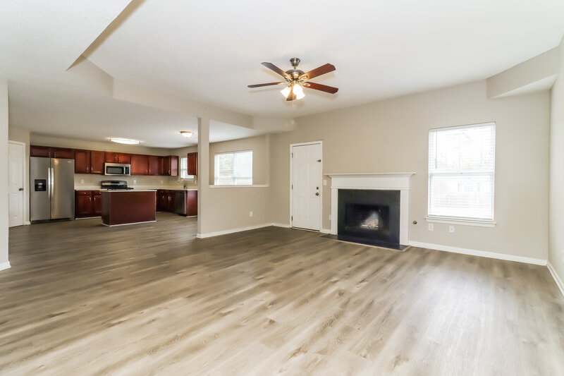 2,640/Mo, 265 Redding Ridge Atlanta, GA 30349 Living Room View