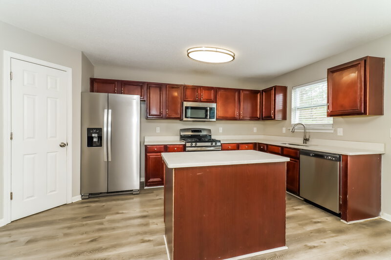 2,640/Mo, 265 Redding Ridge Atlanta, GA 30349 Kitchen View
