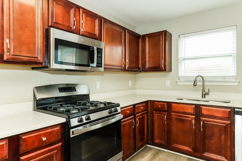 2,640/Mo, 265 Redding Ridge Atlanta, GA 30349 Kitchen View 2