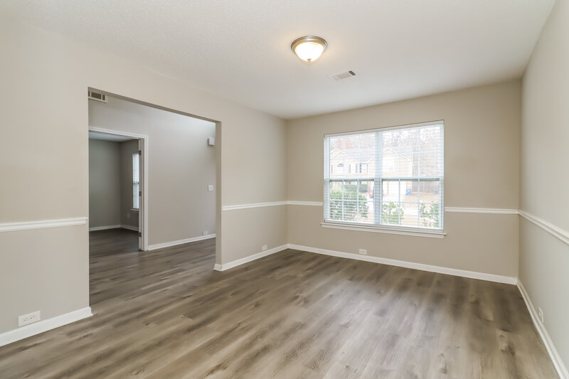 2,640/Mo, 265 Redding Ridge Atlanta, GA 30349 Office View