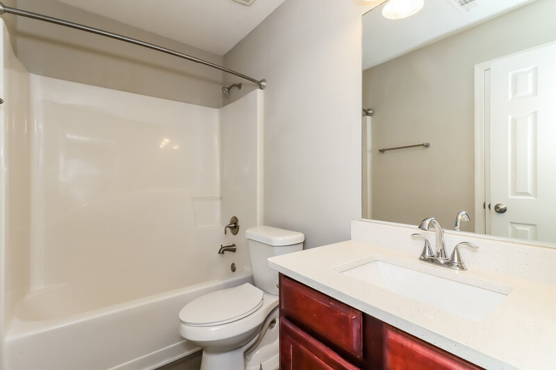 2,640/Mo, 265 Redding Ridge Atlanta, GA 30349 Bathroom View