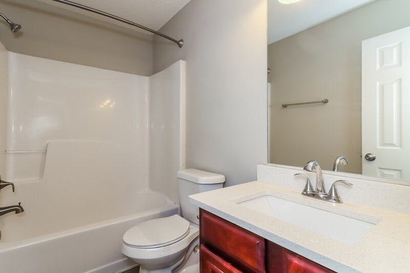 2,640/Mo, 265 Redding Ridge Atlanta, GA 30349 Bathroom View 2