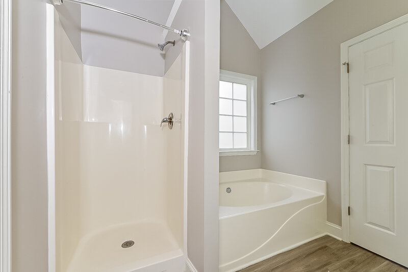 2,095/Mo, 20 Windpher Rdg Hampton, GA 30228 Bathroom View