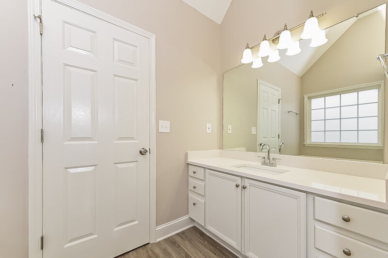 2,095/Mo, 20 Windpher Rdg Hampton, GA 30228 Bathroom View 2