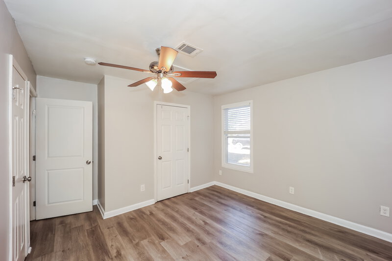 1,685/Mo, 5380 Forest Downs Cir College Park, GA 30349 Main Bedroom View 2