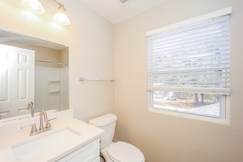 1,685/Mo, 5380 Forest Downs Cir College Park, GA 30349 Bathroom View