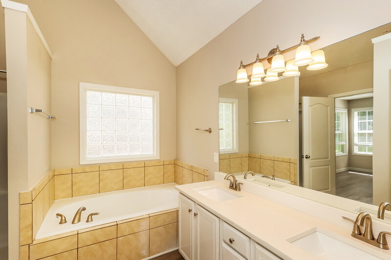 1,875/Mo, 2945 Nightfall Ter Douglasville, GA 30135 Main Bathroom View