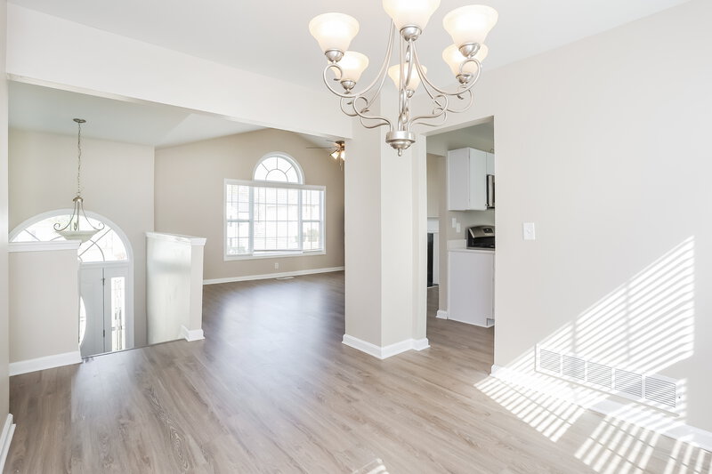 1,990/Mo, 5090 Roxton Ln Douglasville, GA 30135 Dining Room View 2