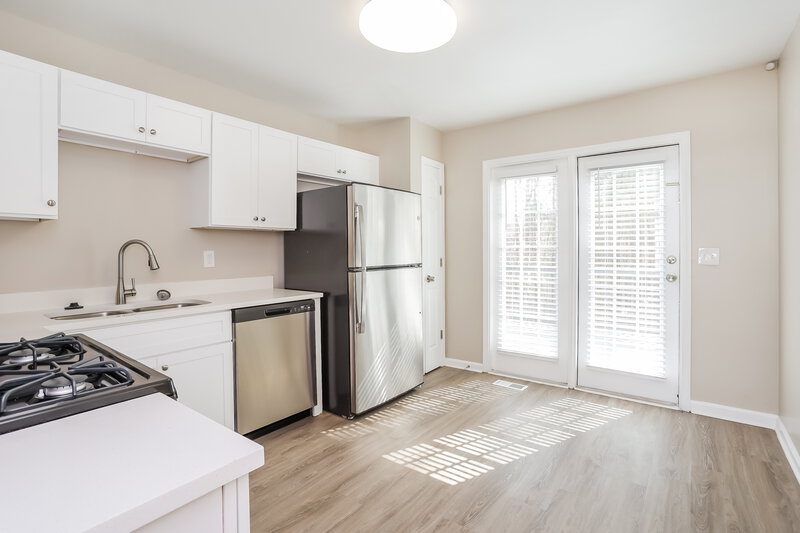 1,990/Mo, 5090 Roxton Ln Douglasville, GA 30135 Kitchen View