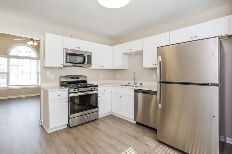 1,990/Mo, 5090 Roxton Ln Douglasville, GA 30135 Kitchen View 2