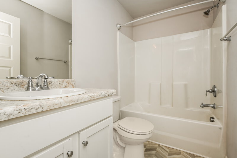 3,430/Mo, 920 Fellowship Rd Fairburn, GA 30213 Bathroom View
