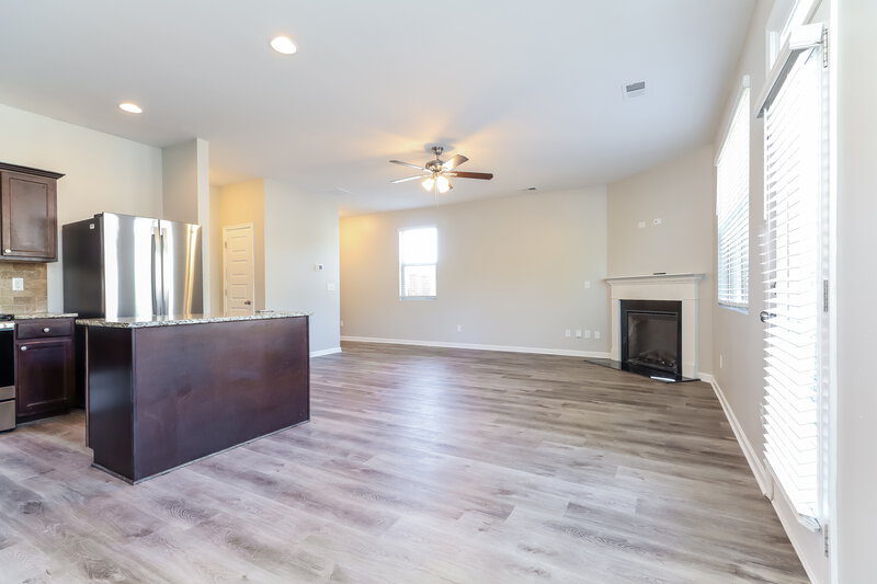 2,085/Mo, 1075 Lear Dr Locust Grove, GA 30248 Living Room View 2