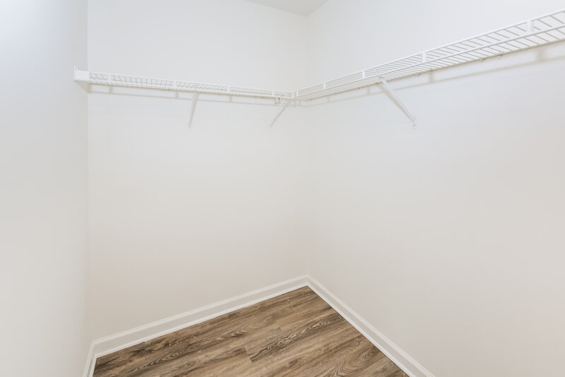 1,925/Mo, 2057 Colony Dr Canton, GA 30114 Walk In Closet View