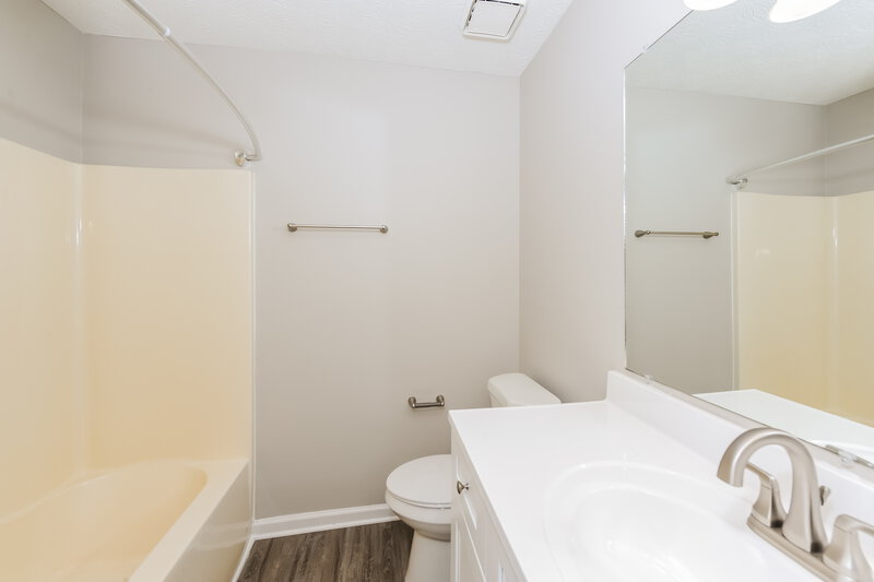 1,925/Mo, 2057 Colony Dr Canton, GA 30114 Bathroom View