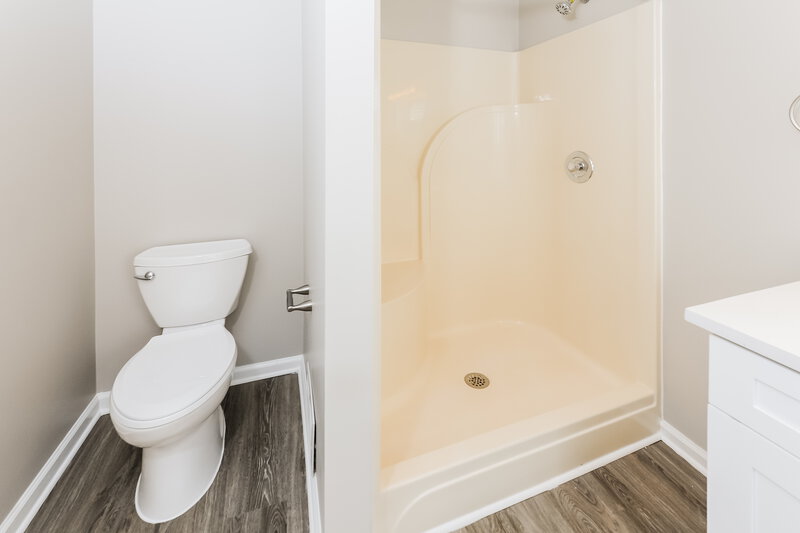1,925/Mo, 2057 Colony Dr Canton, GA 30114 Bathroom View 2