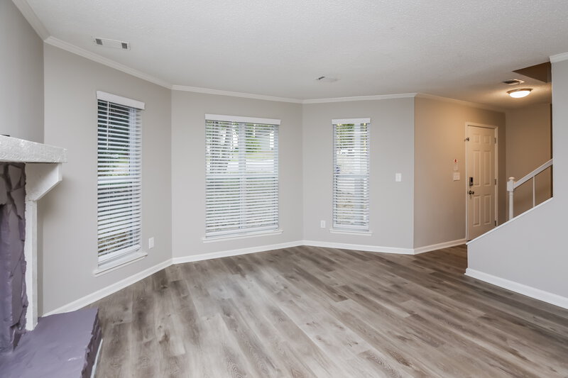 4,030/Mo, 3730 Rhoanoke Ct Duluth, GA 30096 Living Room View 2