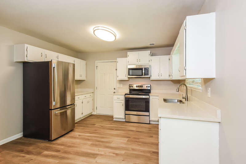 2,165/Mo, 3730 Rhoanoke Ct Duluth, GA 30096 Kitchen View