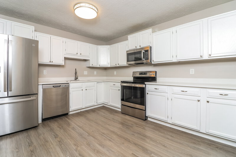 2,255/Mo, 700 Gregory Manor Dr Sw Smyrna, GA 30082 Kitchen View