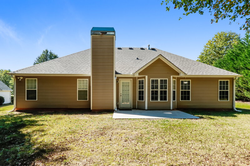 2,045/Mo, 663 Stonecrest Dr Loganville, GA 30052 Rear View