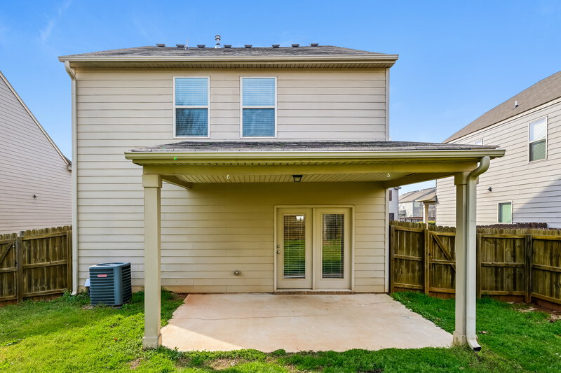2,390/Mo, 1396 Worcester Trl McDonough, GA 30253 Rear View