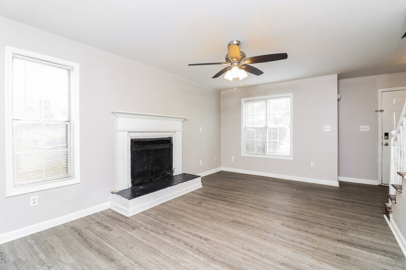 2,000/Mo, 2631 Windage Dr SW Marietta, GA 30008 Living Room View 2