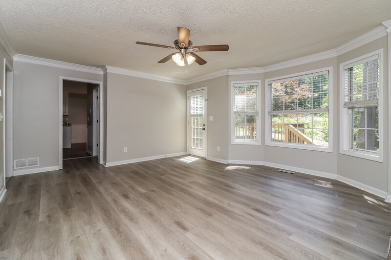 2,490/Mo, 2249 June Ct SW Marietta, GA 30008 Living Room View 2