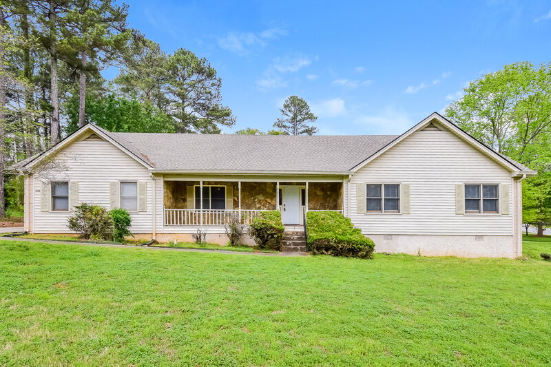 1,800/Mo, 1200 Great Oaks Dr SE Conyers, GA 30013 External View