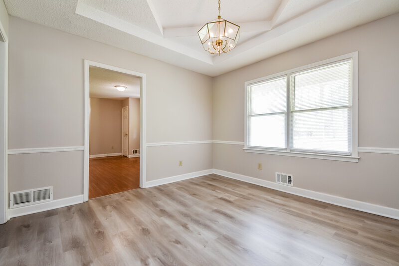 1,800/Mo, 1200 Great Oaks Dr SE Conyers, GA 30013 Dining Room View