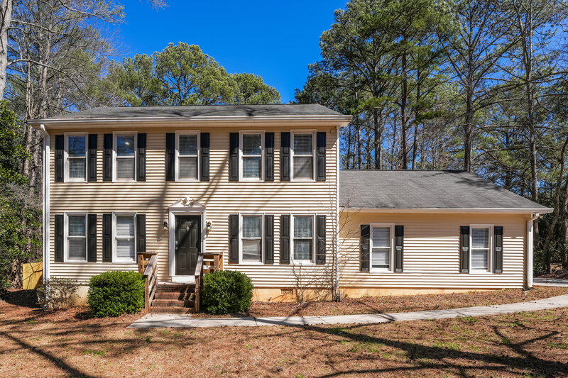 2,240/Mo, 2526 Highland Dr SE Conyers, GA 30013 External View