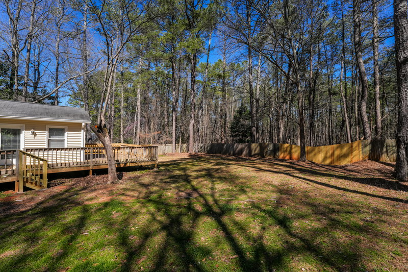 2,240/Mo, 2526 Highland Dr SE Conyers, GA 30013 Backyard View