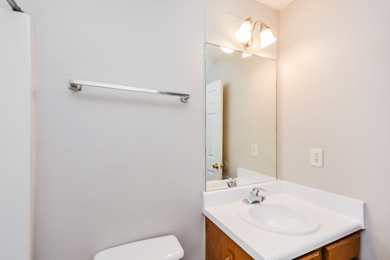 1,680/Mo, 2611 Essex Ct SE Conyers, GA 30013 Powder Room View