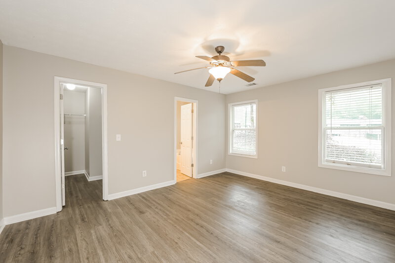 2,105/Mo, 55 Magan Ct Porterdale, GA 30014 Main Bedroom View