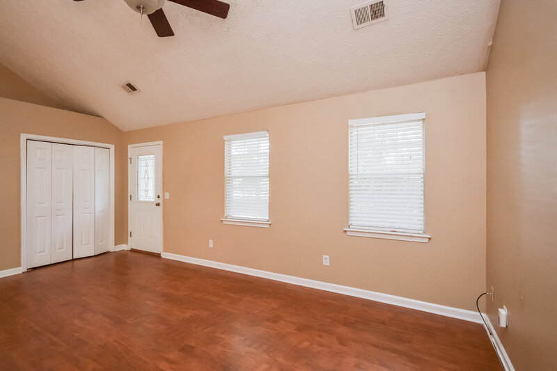 1,755/Mo, 130 Branchwood Dr Covington, GA 30016 Living Room View 2