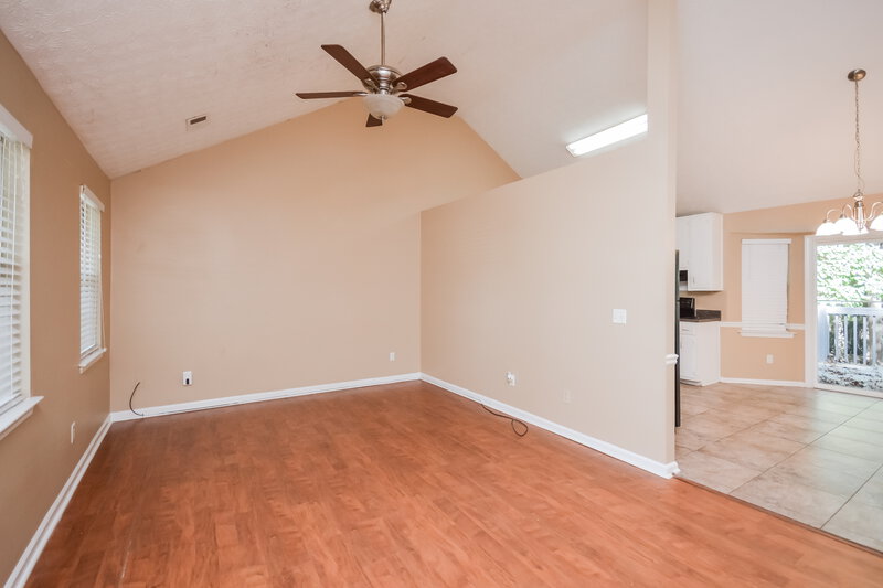 1,755/Mo, 130 Branchwood Dr Covington, GA 30016 Living Room View 5