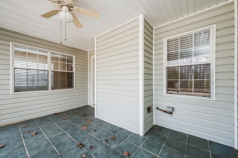 1,835/Mo, 220 Pebble Brooke Ct Covington, GA 30016 Sun Room View 2