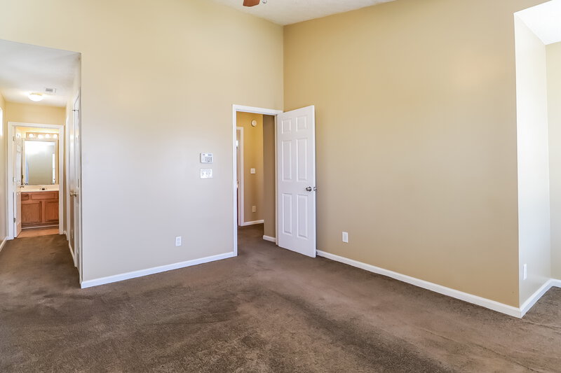 2,280/Mo, 125 Lakebirch Dr Covington, GA 30016 Bedroom View