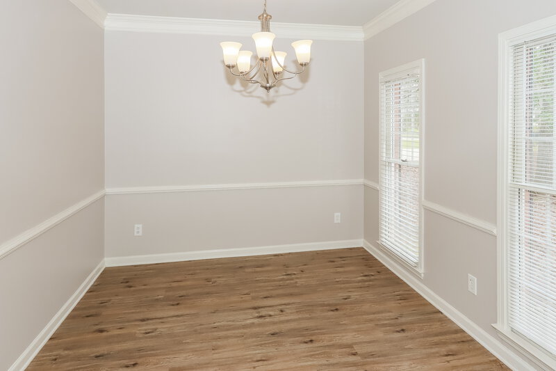 2,590/Mo, 345 Radcliffe Trace Covington, GA 30016 Den View