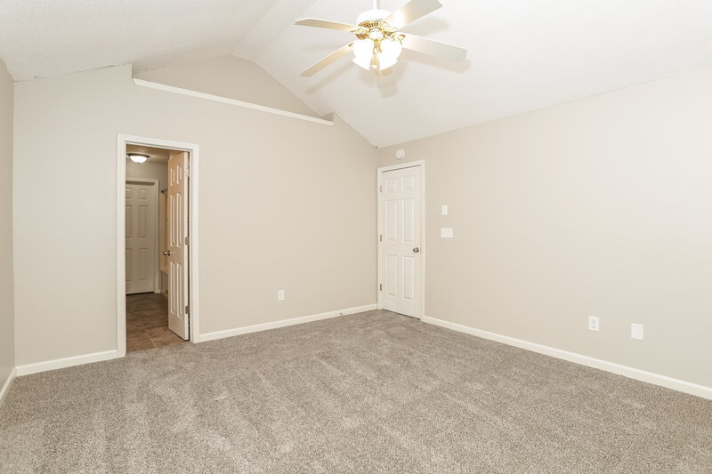 1,675/Mo, 4749 Klondike Cove Lithonia, GA 30038 Living Room View