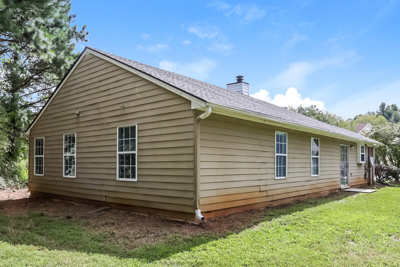 1,675/Mo, 4749 Klondike Cove Lithonia, GA 30038 Rear View