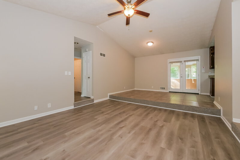 1,810/Mo, 5082 Great Meadows Rd Lithonia, GA 30038 Living Room View 2