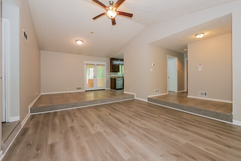 1,810/Mo, 5082 Great Meadows Rd Lithonia, GA 30038 Living Room View 3