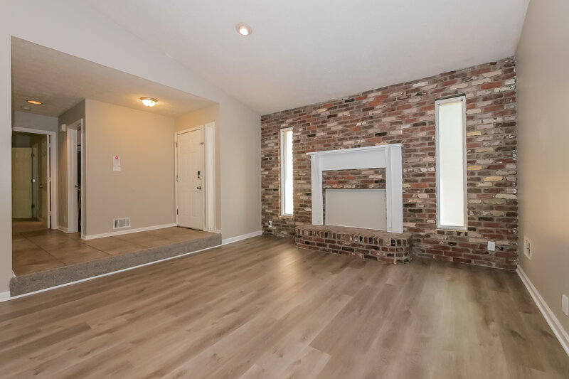 1,810/Mo, 5082 Great Meadows Rd Lithonia, GA 30038 Living Room View 4